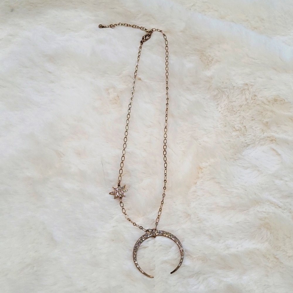 Pretty celestial necklace